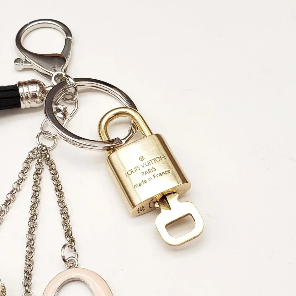 Authentic Louis Vuitton Gold Lock & Key ✨ Bag Charm Unbranded Flower Keychain